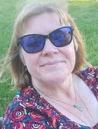 Sarah Statler's Instagram, Twitter & Facebook