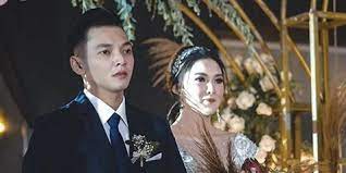 Full album nella kharisma terbaru 2019. Santer Dikabarkan Cerai Dari Dory Harsa Karena Isu Orang Ketiga Thari Eka Sang Mantan Istri Akhirnya Buka Suara Kapanlagi Com