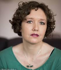 Heather Bayliss's Instagram, Twitter & Facebook