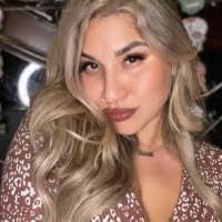 Heidi Benedict's Instagram, Twitter & Facebook