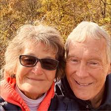 Are there any traditional/older style churches in the area? I was raised  Lutheran but I'm willing to try a new denomination without a band. Also one  that has open prayer times where