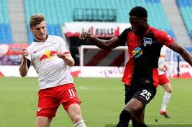 Bei leipzig ist dagegen wieder fast alles eitel sonnenschein. Hasil Liga Jerman Rb Leipzig Imbang Schalke 04 Tumbang Halaman All Kompas Com