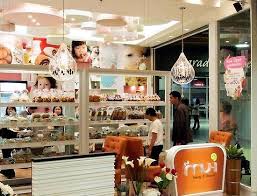 Small Bakery Coffee Shop Design Jpg 550 420 Coffee Shop Design Bakery Design Interior Shop Design