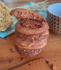 David Mezzacqui On Instagram Bonjour Voici La Recette De Cookies Noisettes Chocolait A Ne Pas Mettre A La Portee Des Parents In 2020 Food Breakfast Bread