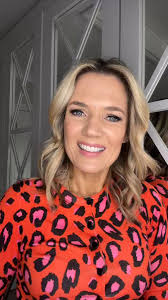 @CharlotteHawkns's video Tweet