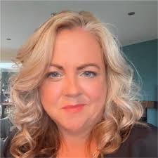 Pamela Bissell's Instagram, Twitter & Facebook