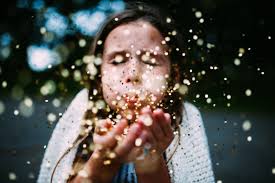 35 Photographs inspired by Gold Hope