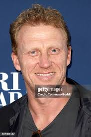 Actors J.R. Cacia and Malea Mitchell attend the "Mom's Night Out" Los...  News Photo