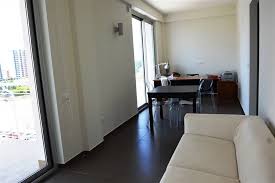 Salone singolo, cucina abitabile (tavola per 4 persone), bagno; Appartamenti Con Vista Mare In Vendita A Salerno Cambiocasa It