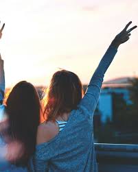 Avec nos cartes amitié, choyez vos amis en leur disant à quel point ils comptent pour vous ! L Amitie Est Elle Plus Forte Que L Amour Femininbio
