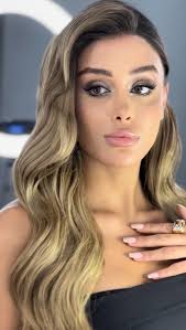 Lou Light #hair #cute #beauty #cabeloexperience #hairstyles #relax #girl  #refresh #beautiful #hairstyle #relaxing #rels #loulight #loulights