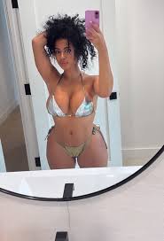 Yasmine Lopez on X: 🩶 t.coWcJRflf3bt  X