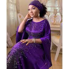 Robe africaine blanche robe africaine en bazin robe africaine boubou couture africaine femme robe africaine tendance robe en pagne africain mode africaine robe longue modele wax femme model bazin nous revenons en cette début d'année avec de nouvelles tenues envoûtantes de 2019. New African Dresses For Women Dashiki Vetement Femme 2019 Robe Africaine Bazin Riche Ankara Plus Size Dress African Head Scarf Africa Clothing Aliexpress