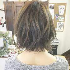 40代が選ぶべき髪色 伸びても白髪が目立たないカラーは trill トリル ヘアスタイリング ヘアカット ヘア アイディア