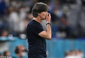 He felt compelled to apologize to the media after. Euro 2020 Germany Boss Joachim Low Caught Sniffing His Fingers Again Against France Daily Mail Online