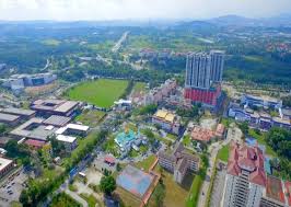 The university is fully owned by majlis amanah rakyat (mara), an agency under the ministry of rural and regional development (kklw), malaysia. Infrastructure University Kuala Lumpur Iukl Malaysia Course Information Rankings And Reviews