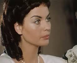 Веселая комедия "Мой кузен Винни" #комедия. 1992 г Актеры Джо Пеши, Мариса  Томей, Ральф Мачино Два молодых парня, Билли Гамбини и Стэн Ротенстайн,  проехав через маленький городок в штате Алабама, по недоразумению