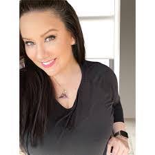 Sonja Harman's Instagram, Twitter & Facebook