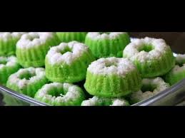 Ada 4 jenis kue putu, yaitu kue putu, kue putu cangkir, kue putu mayang dan kue putu ayu. Resep Kue Putu Ayu Jumbo 1 Telur Tanpa Mixer Takaran Sendok Cute766
