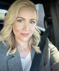 Hello everyone, I'm still single. Have a nice day. With great respect I  want to expand my circle of friends, because first of all I want to find a  serious relationship... Contact