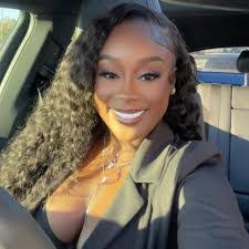 Keisha Bridges's Instagram, Twitter & Facebook