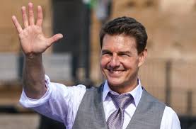 Running in movies since 1981. Tom Cruise Saved Elisabeth Shue S Life From Spinning Helicopter Blade Indiewire