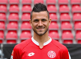 Add the latest transfer rumour here. Bilderstrecke Zu Mainz Profi Danny Latza Hat Seine Chance Bei Mainz 05 Genutzt Bild 2 Von 4 Faz