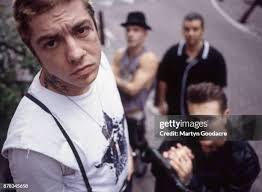 2 915 photos et images haute résolution de Tim Brett