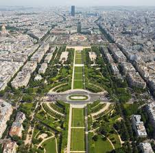 シャン・ド・マルス公園 - Wikipedia