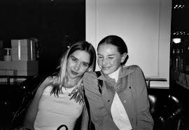 Black And White Best Friends In Movies Mia Bean Breitbart On Instagram Friend Photoshoot Friend Photos Friends Photography