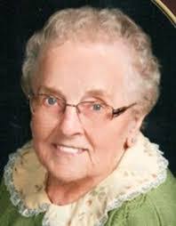 Lois Casper's Instagram, Twitter & Facebook