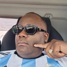 Président Jovenel Moïse added a...