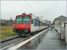 They were built in severals series from 1983 to 1997 of the swiss industry. Ein Npz Rbde 560 Ist Mit Seinem Zug In Delle Eingetroffen Und Wartet Nun Auf Die Ruckfahrt Nach Biel Bienne Am Einzigen Verblieben Bzw Hellertal Startbilder De