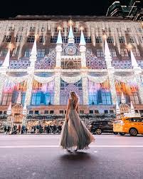 New York City Is Hands Down One Of The Best Places To Experience The Holiday Season Here Are The Best New York Christmas New York City Christmas Nyc Christmas