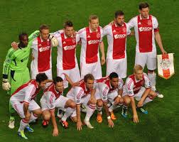 Theo janssen (arnhem, 27 juli 1981) is een voormalig nederlands voormalig profvoetballer die doorgaans op het middenveld speelde. File Basis Elftal Ajax 14sep2011 Jpg Wikimedia Commons