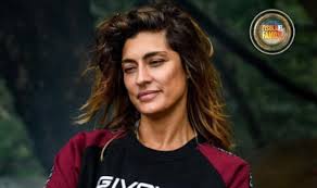 Elisa isoardi, attraverso il suo profilo instagram ha invitato il pubblico a seguirla nella diretta di stasera. Elisa Isoardi L Isola Dei Famosi L Ha Cambiata Rivelazione In Diretta