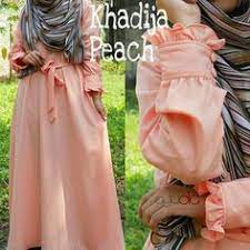 Gamis ini juga memiliki aksen lace yang elehan dan kerah mandarin. 58 Ide Model Tangan Gamis Lengan Baju Pakaian Wanita Pola Lengan Baju