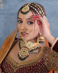 Hinali Bhalu (@shreeji_makeover_place) · Instagram 照片和视频