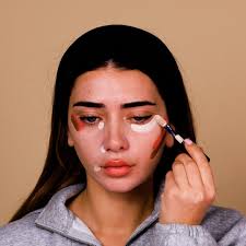 Makeup artistry that redefines facial features💄👀