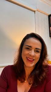 Sentar-se à mesa para refeições: Um ritual de alimentação a manter, sempre  que possível., #ritaramalhopsi #psicoterapia #hábitossaudáveis  #mesapostacomamor #memóriasafetivas #educaçaoalimentar ...