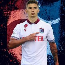 Berat ayberk özdemir (born 23 may 1998) is a turkish footballer who plays as a centre midfield for turkish club gençlerbirliği sk. Milli Futbolcu Berat Ozdemir Trabzonspor Da Spor Karadeniz Ekspres
