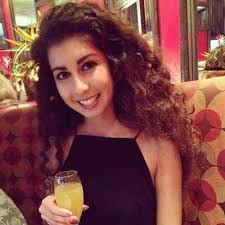 Anna Pitts (@annaepitts)