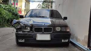 BANGKOK, THAILAND - May 20, 2022 BMW car accident Broken headlights and  bumpers 8198212 Stock Photo at Vecteezy