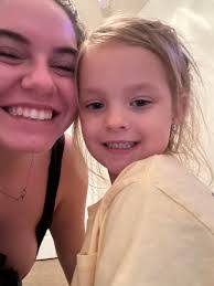 Tracey Grimm's Instagram, Twitter & Facebook