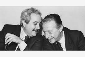 Da fetus a torneremo ancora, le copertine degli album del maestro. Falcone E Borsellino Sono Sempre Vivi Il Cortometraggio Oggi Su Tiscali Tiscali Spettacoli