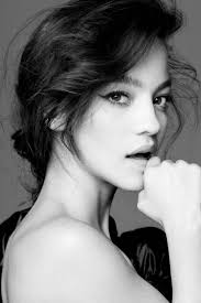 Sofia reyes is a mexican singer/songwriter who has already been nominated twice to the latin american music awards, mtv europe music awards, premios juventud and latin grammys, among others. Natalia Reyes Imdb