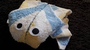 How To Fold A Towel Into A Frog Frosch Illustrierte Badetuch Faltanleitung Handtuch Falten Handtucher Handtuch Tiere