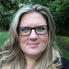 Tammy Essary's Instagram, Twitter & Facebook