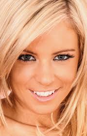 Анна Ловато (Anna Lovato): фильмы, биография, семья, фильмография —  Кинопоиск