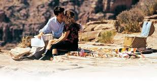 Matthew langford perry es un actor estadounidense. Matthew Perry And Salma Hayek Dating Gossip News Photos